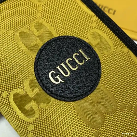 Hyper Peter The Off passport Grid case GUCCI 0702
